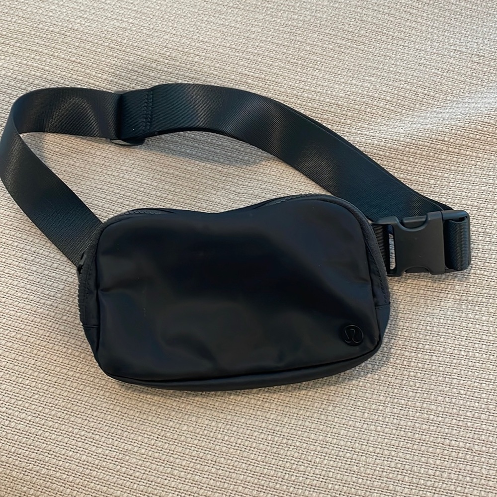 Lululemon Belt Bag